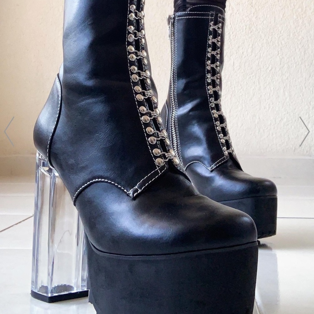 MOVING 7/20- Poster Girl Platform Boots